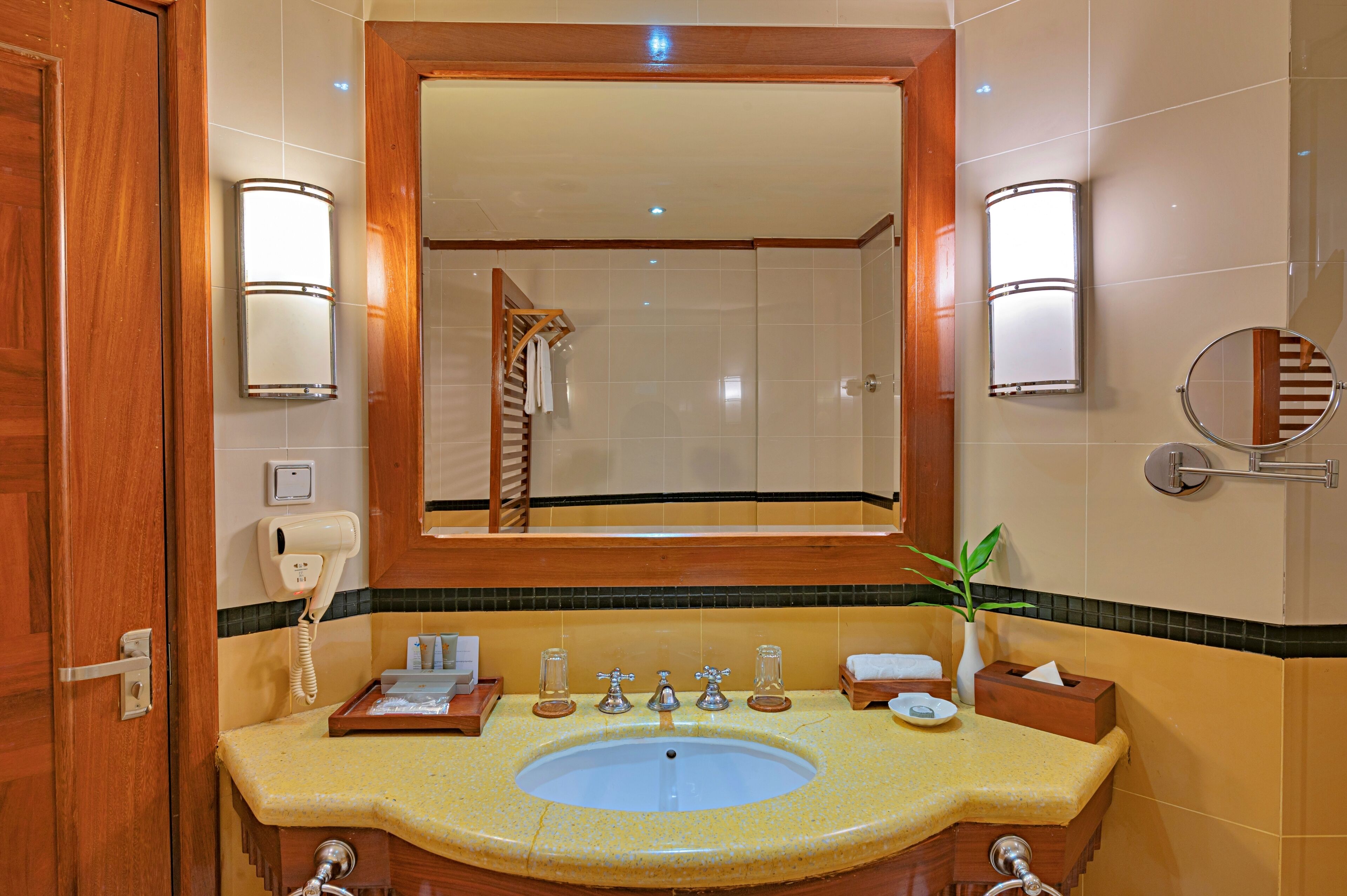 separate bathtub and shower, deep-soaking bathtub, free toiletries