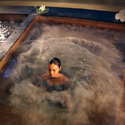Couples treatment rooms, sauna, body treatments, hydrotherapy