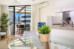 1 habitación, decoración personalizada y muebles diferentes 