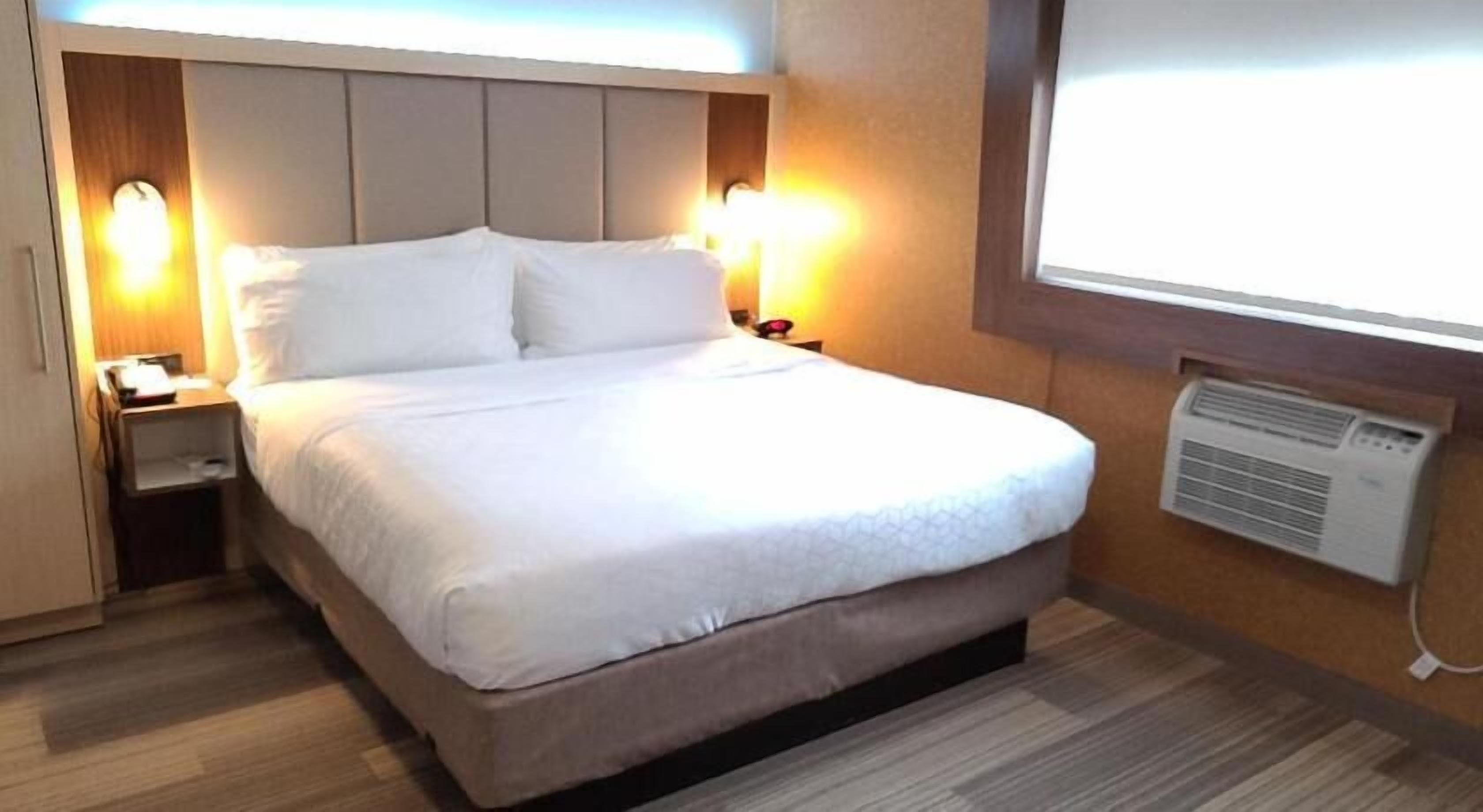 Luxe beddengoed, een bureau, een strijkplank/strijkijzer, gratis wifi