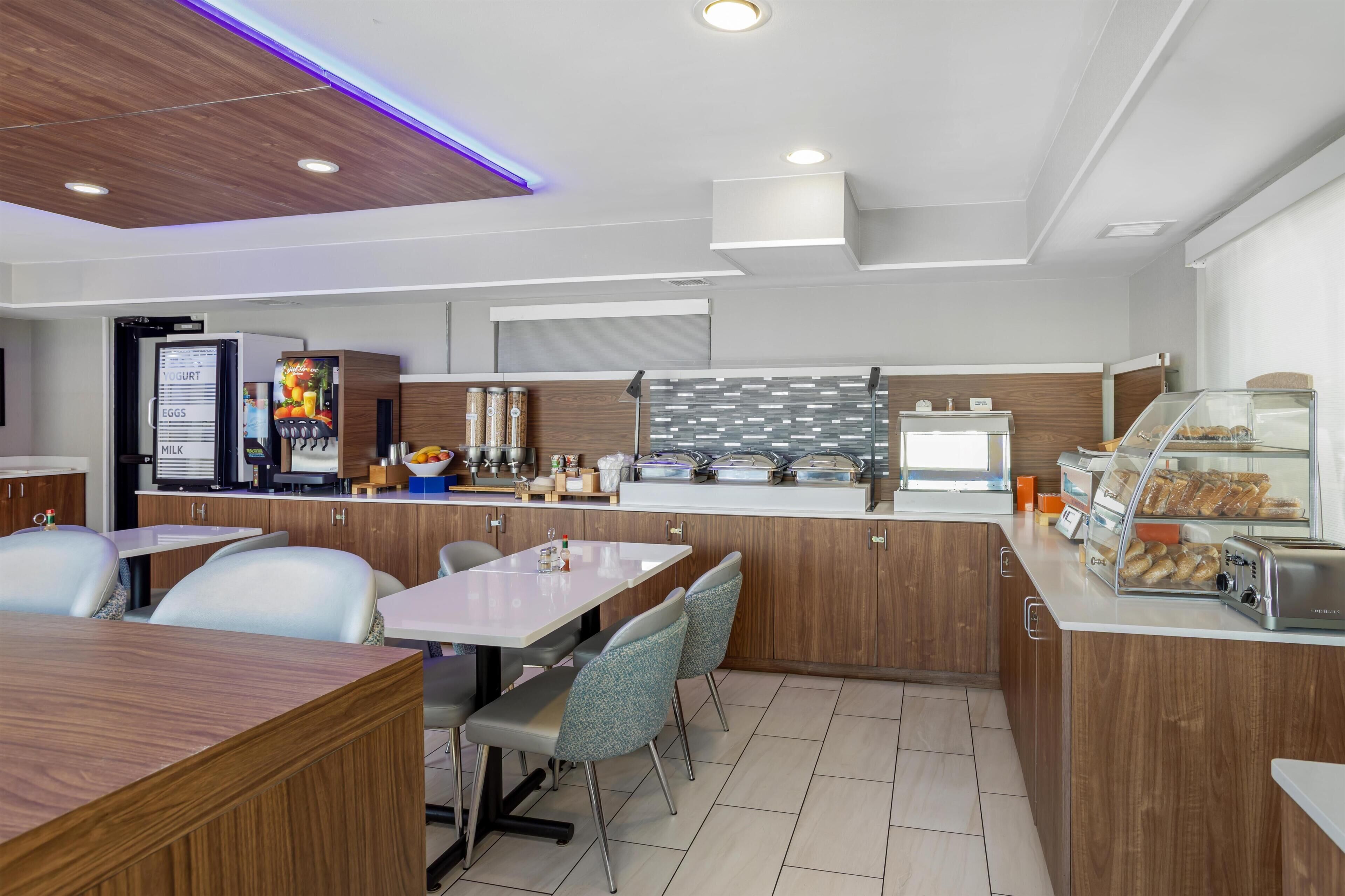 Breakfast area