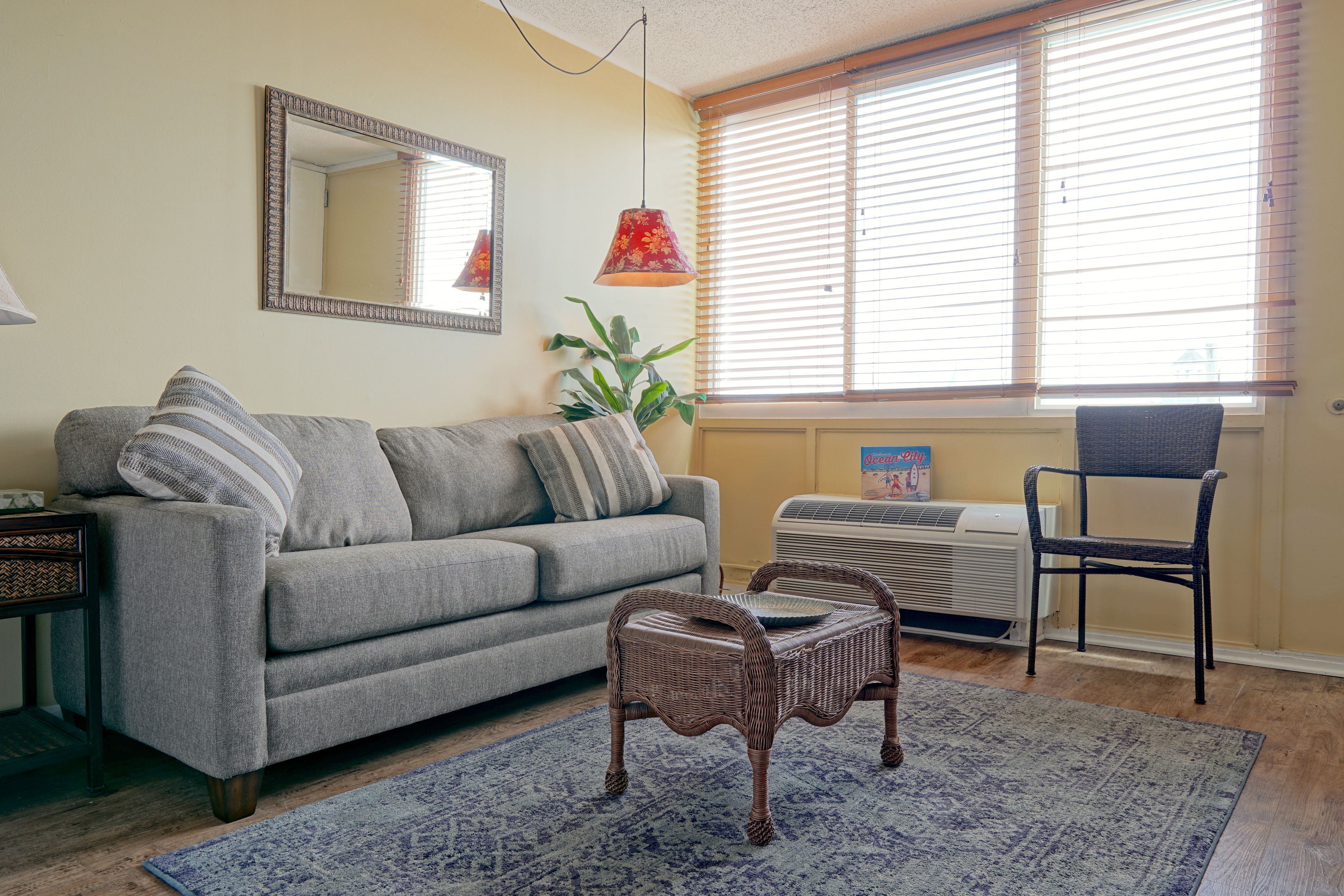 بديكورات فريدة لكل غرفة وطراز فريد لكل وحدة وواي فاي مجانًا