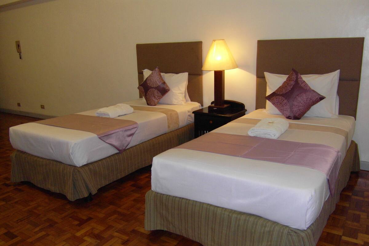 Premier Studio (for 2 and/or 3 persons ONLY)