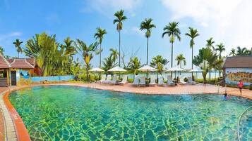 Outdoor pool, pool umbrellas, sun loungers