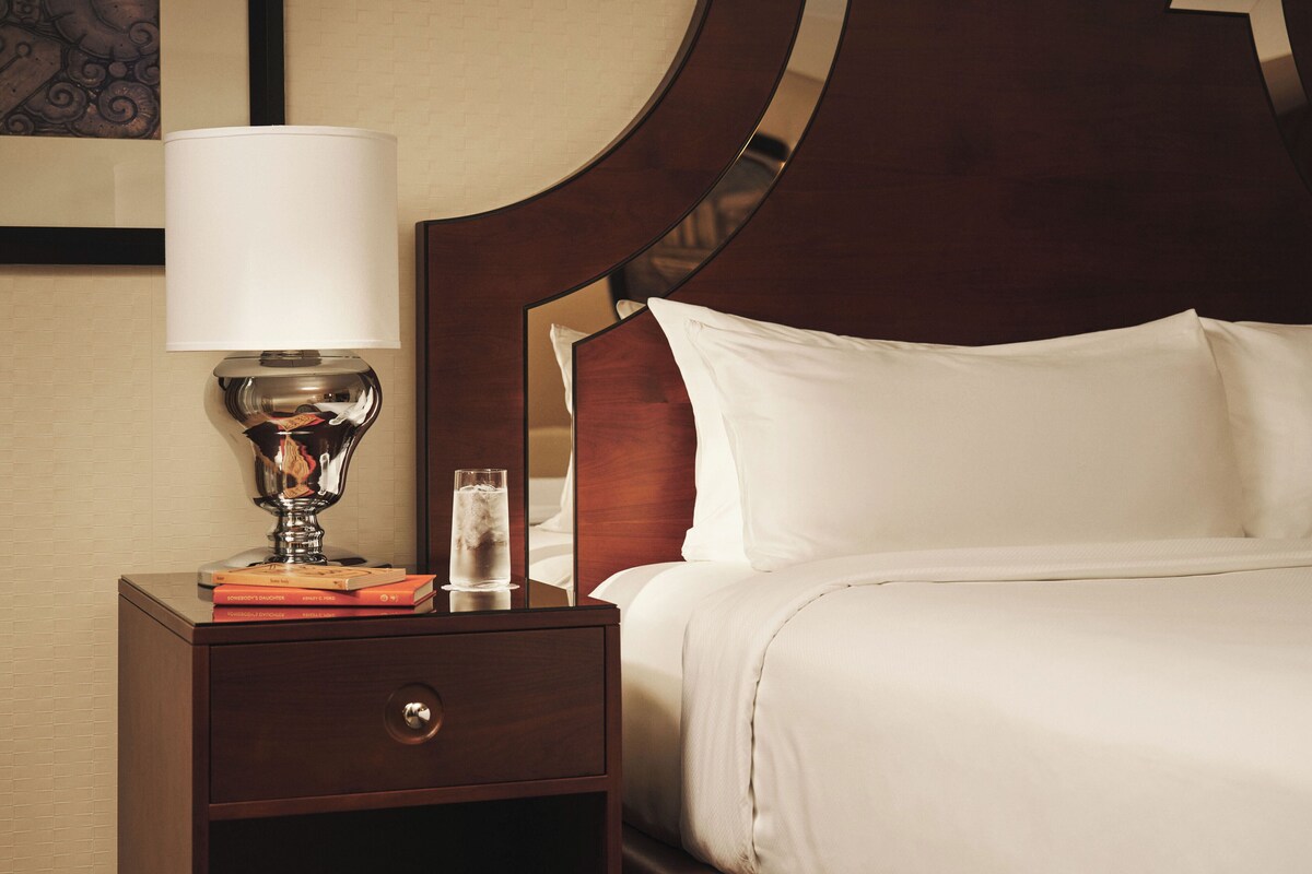 Egyptian cotton sheets, hypo-allergenic bedding available