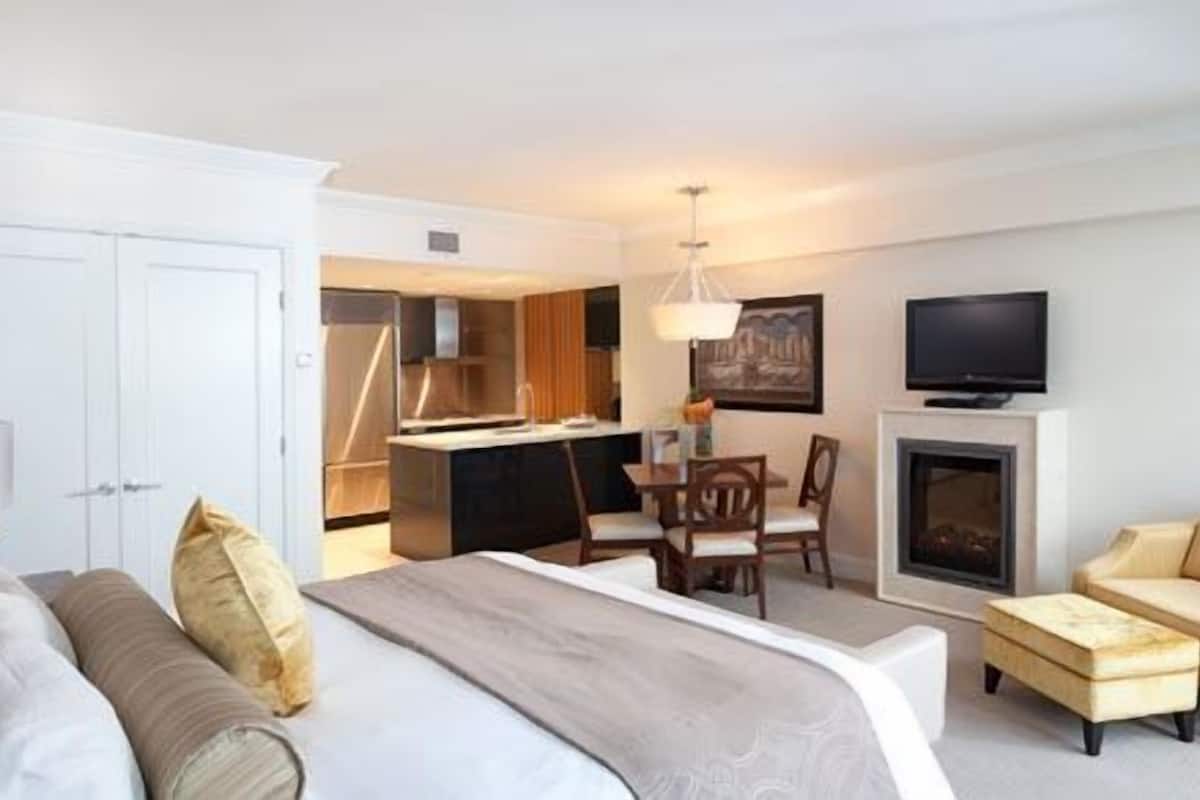 1 bedroom, egyptian cotton sheets, hypo-allergenic bedding