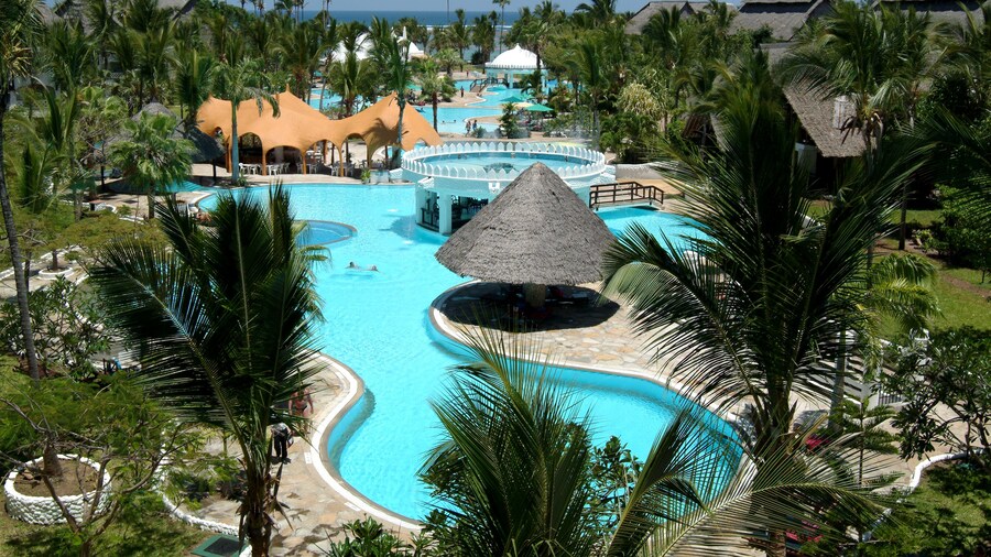 Southern Palms Beach Resort