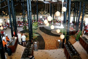 Petit déjeuner buffet compris tous les jours