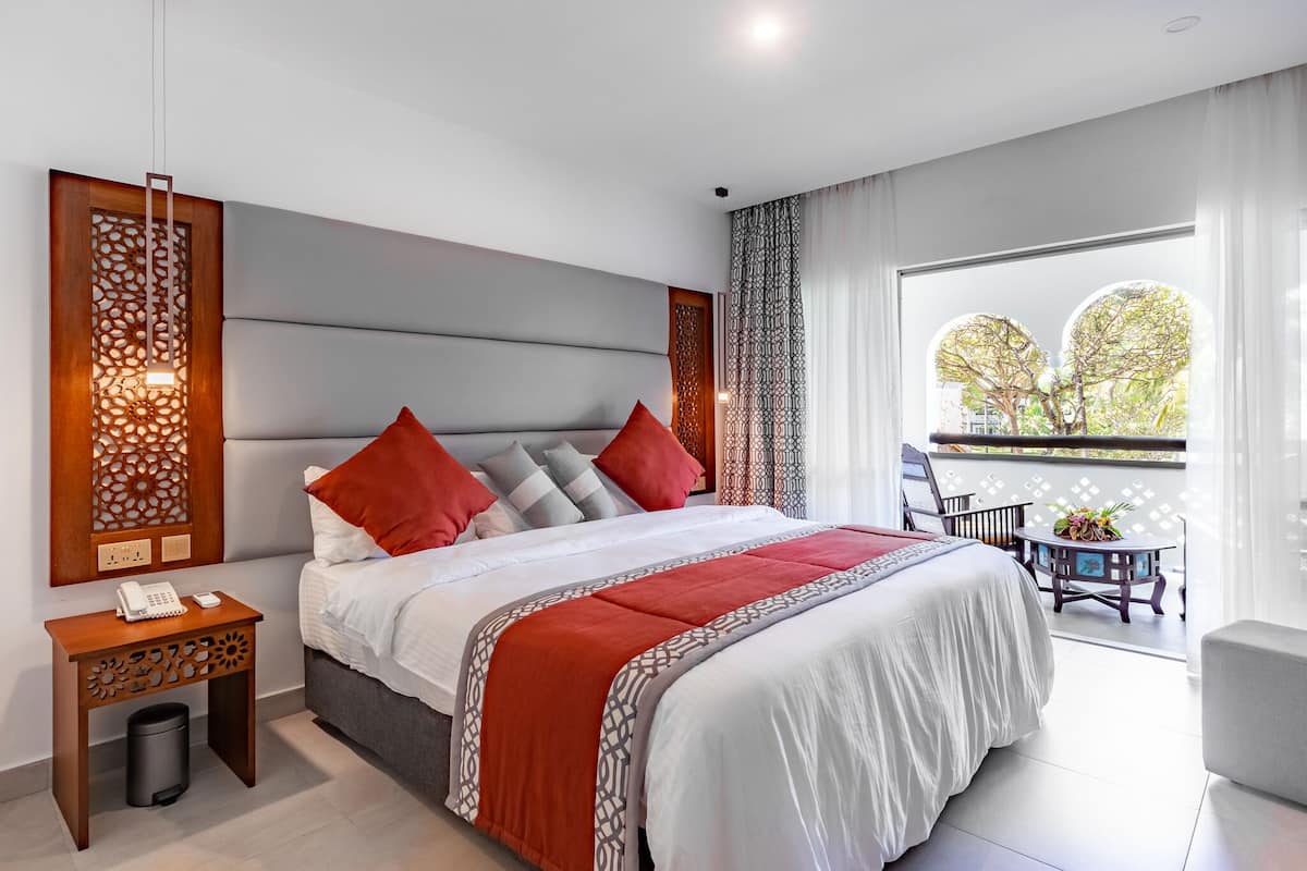 Superior Room | Premium bedding, pillow-top beds, in-room safe, free WiFi