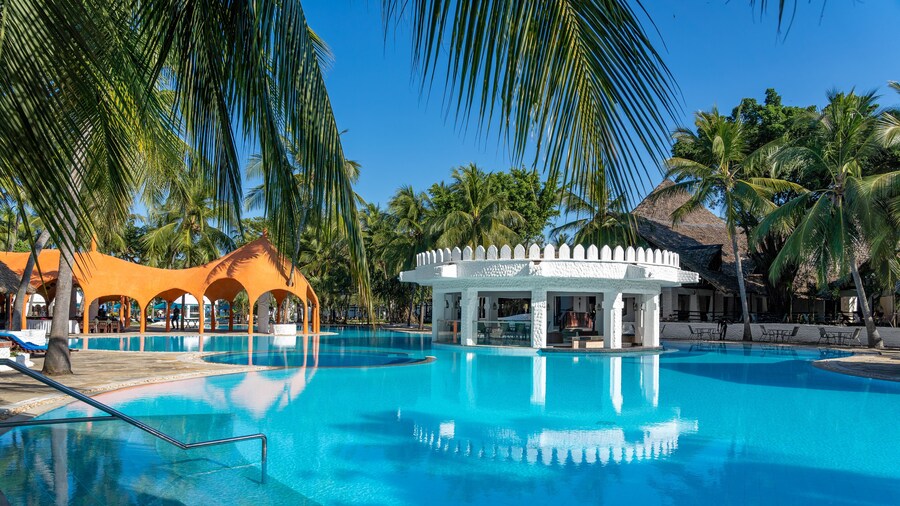 Southern Palms Beach Resort