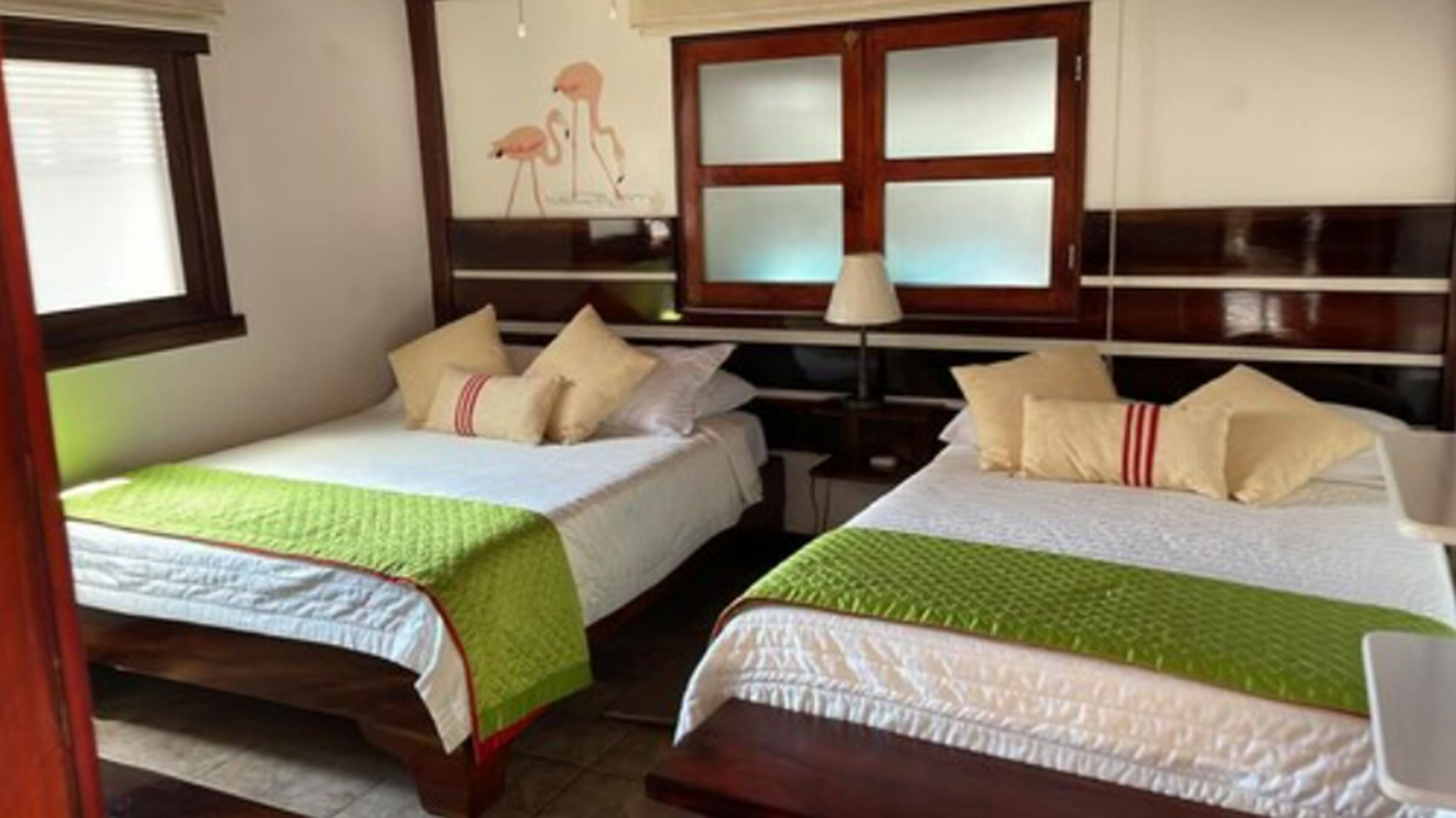 Pillowtop beds, desk, soundproofing, bed sheets