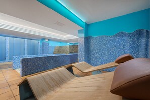 Sauna, hot tub, massages