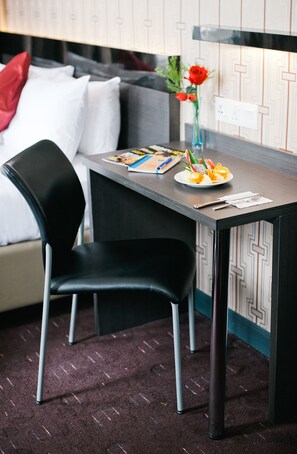 Frigobar, cofres nos quartos, individualmente decorados