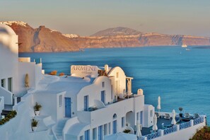 View from property - Armeni Village Rooms & Suites (Santorini)
