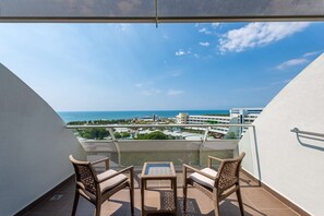 Premium bedding, free minibar, in-room safe, desk - Cornelia Diamond Golf Resort & SPA (Serik)