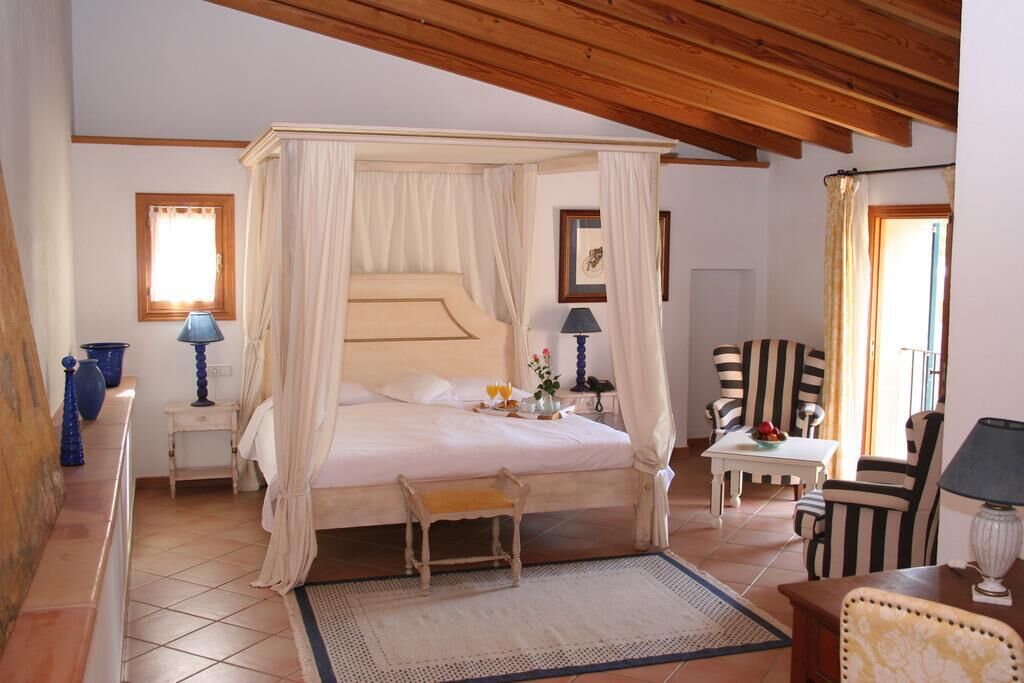 Chăn bông, minibar, phòng cách âm 