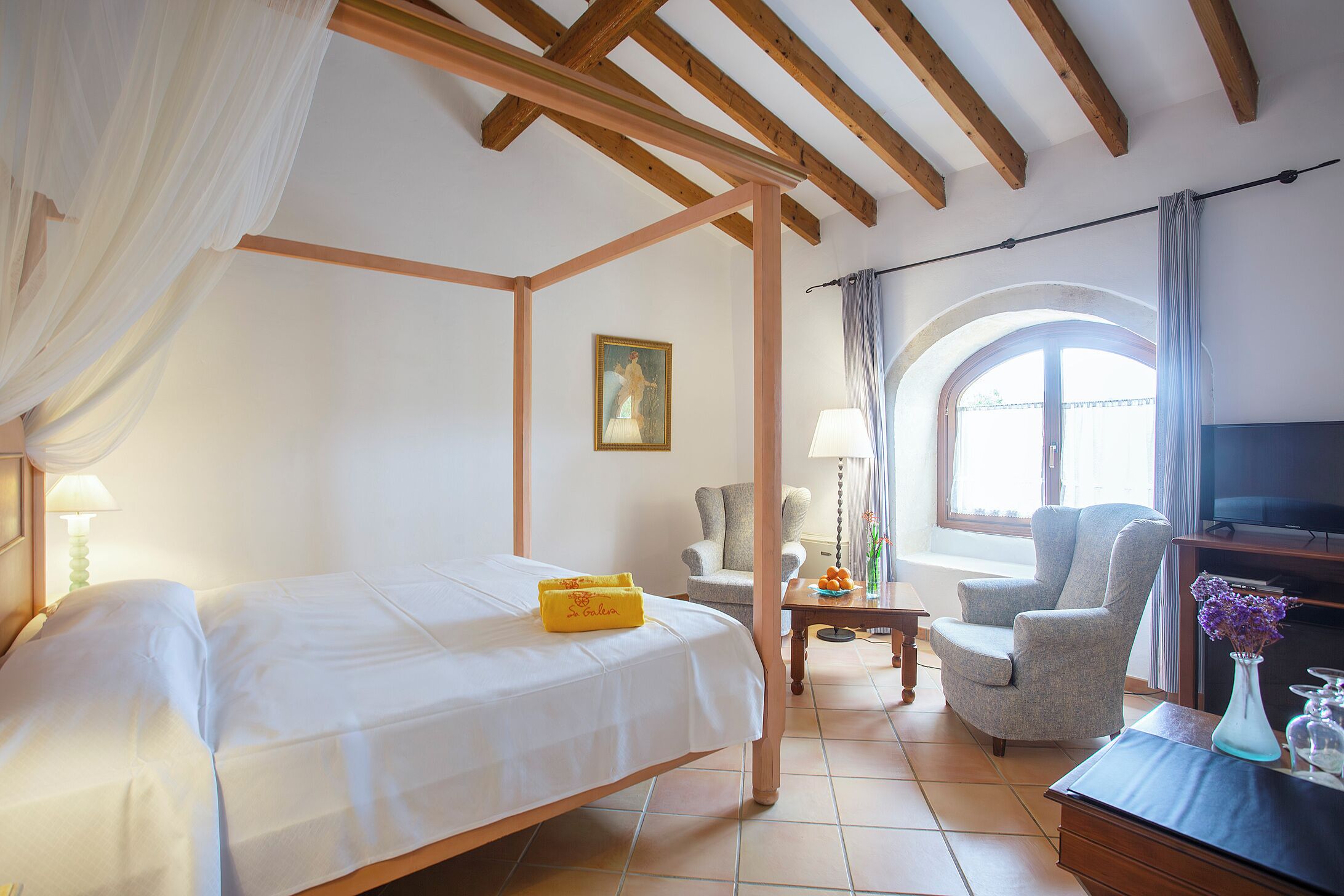 Rom – superior | Dundyner, minibar, lydisolert og wi-fi (inkludert)