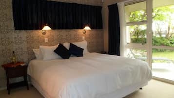 Standard-Suite, 1 Schlafzimmer, Nichtraucher, Balkon (King or Twin Bedroom)