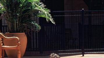 2 piscinas al aire libre