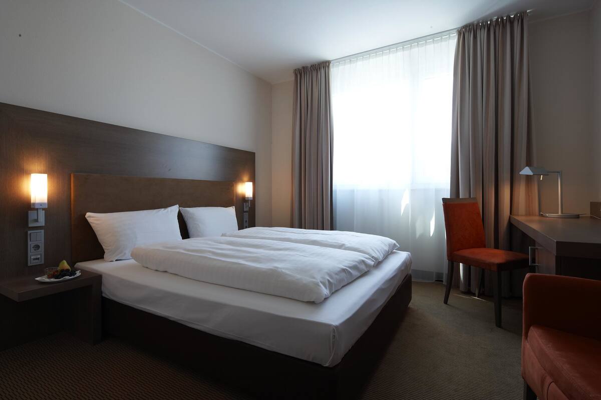 Down duvets, minibar, in-room safe, desk
