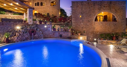 Samonas Traditional Villas