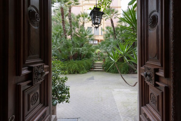 A szálláshely bejárata