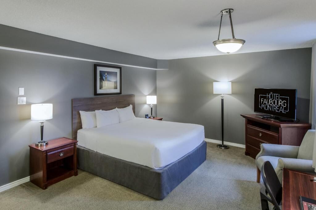 Pillow-top beds, in-room safe, desk, laptop workspace