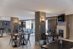 包每日自助早餐