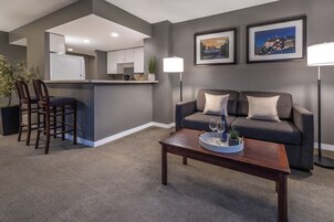 Televisión LCD 42 pulgadas con canales de televisión por cable