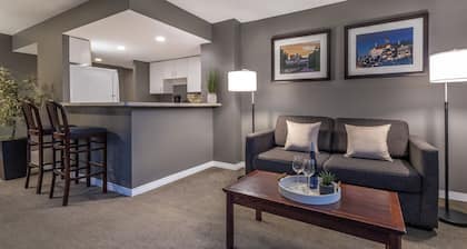 Hotel Faubourg Montreal