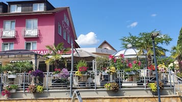 Internationale Küche, Speisen im Freien
