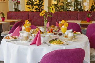 Desayuno buffet incluido todos los días 