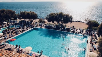 Außenpool (je nach Saison geöffnet)