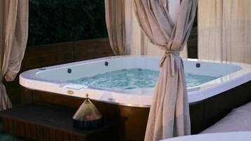 Jet tub