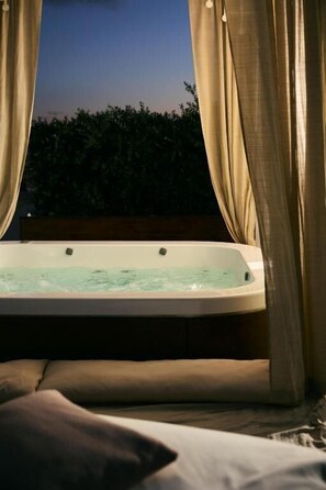 Jetted tub - Relais Valle dell'Idro (Otranto)