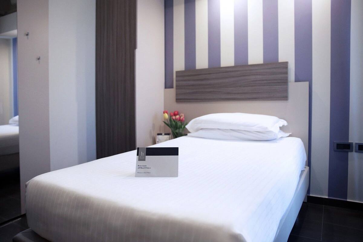 Hochwertige Bettwaren, Minibar, Zimmersafe, Schreibtisch