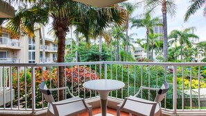 2 Bedroom Standard Apartment | Iron/ironing board, cribs/infant beds, rollaway beds, free WiFi - Mari Court Resort (Surfers Paradise)
