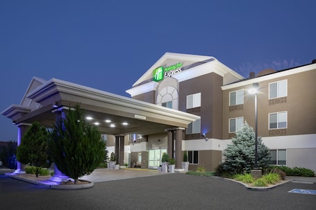 Exterior. Holiday Inn Express Yreka-Shasta Area by IHG