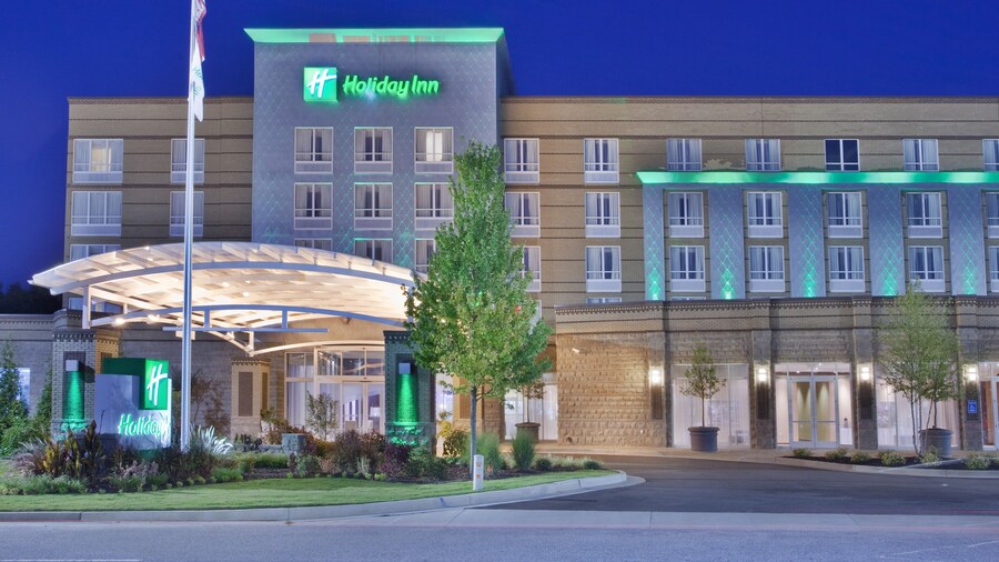 Holiday Inn Macon North by IHG
