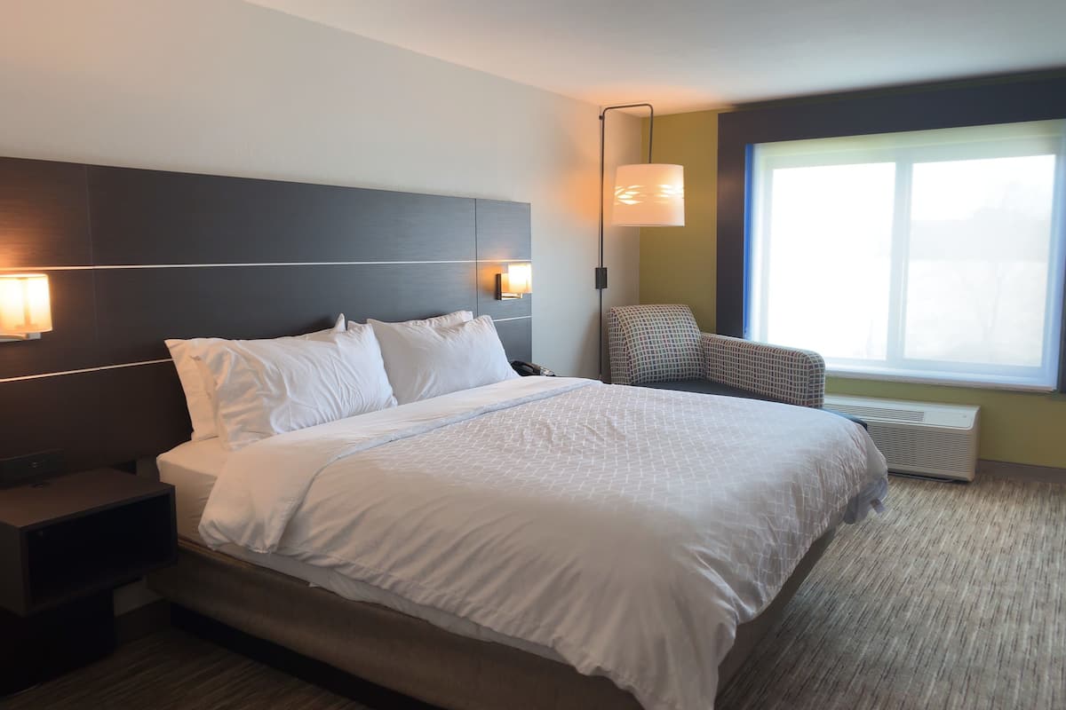 In-room safe, desk, blackout drapes, iron/ironing board