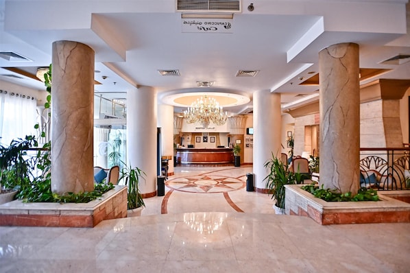 Lobby - Swiss Inn Nile Hotel (Giza)