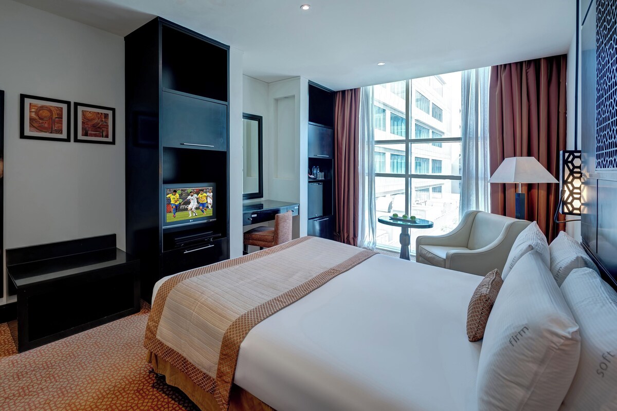 Standard Room | Memory-foam beds, minibar, in-room safe, desk