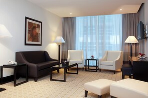 Betten mit Memory-Foam-Matratzen, Minibar, Zimmersafe