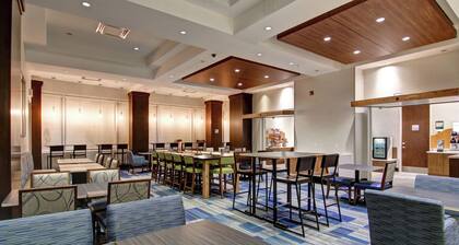 Holiday Inn Express Hotel & Suites Toronto - Markham by IHG