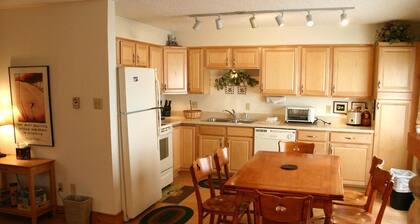 Ten Mile Haus By Copper Vacations