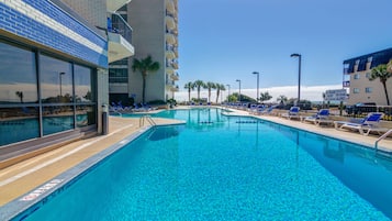 Indoor pool, outdoor pool