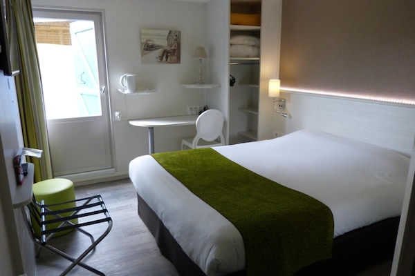 Desk, blackout curtains, iron/ironing board, free WiFi