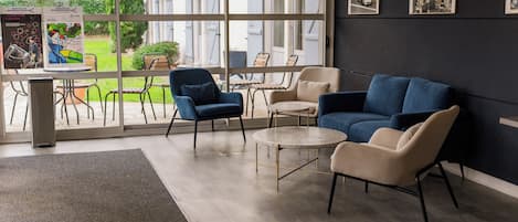 Sala de estar en el lobby