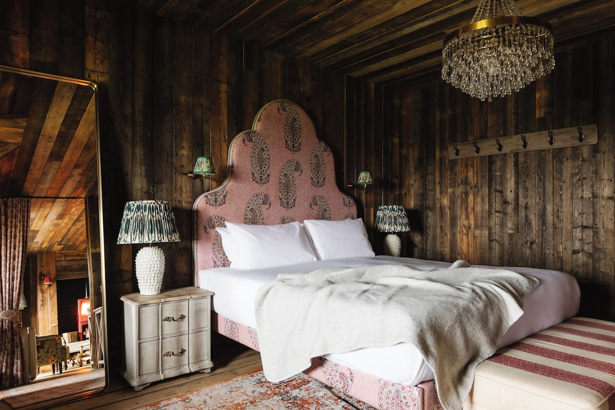 the lakeview suite | 1 bedroom, hypo-allergenic bedding, minibar, in-room safe