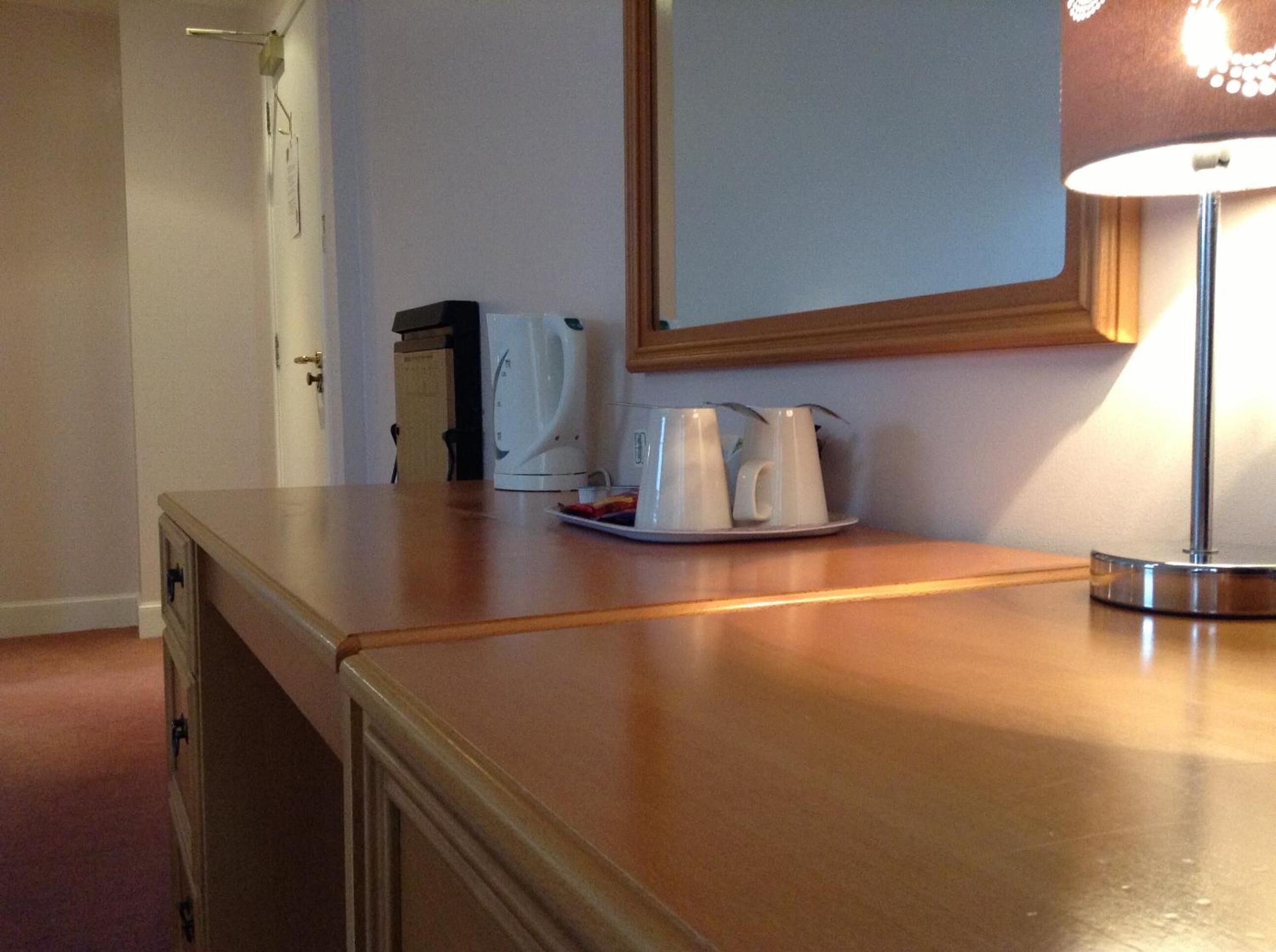 coffee/tea maker, electric kettle